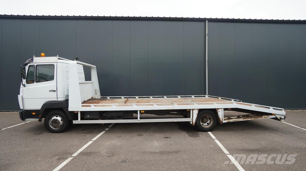 Mercedes-Benz 814 machine transporter truck Camiones portacoches