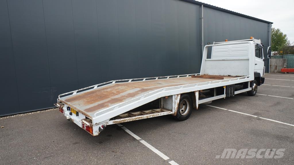 Mercedes-Benz 814 machine transporter truck Camiones portacoches