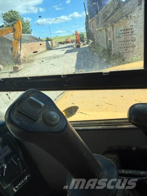 Volvo ECR 88 D Midi excavators 7t - 12t