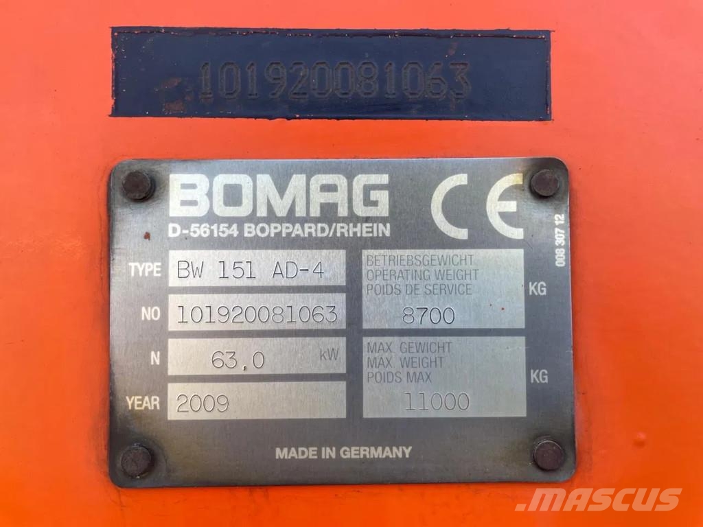 Bomag BW151AD-4 Rodillos de doble tambor