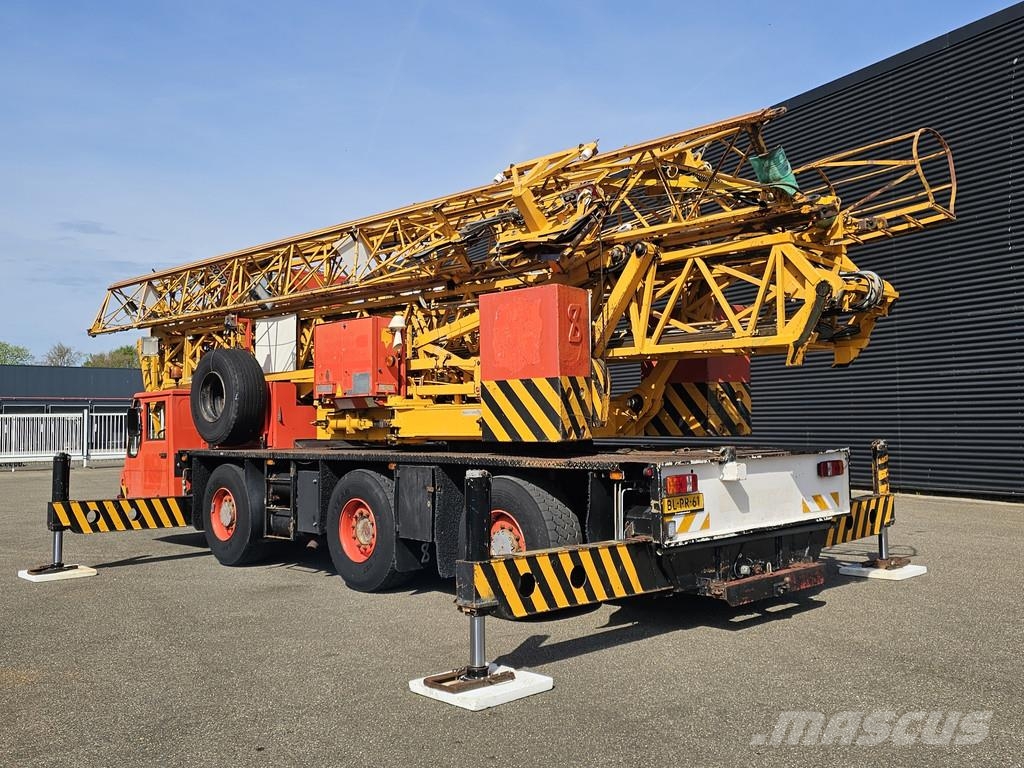 Spierings AT3 SK345 / 6X4 Crane trucks
