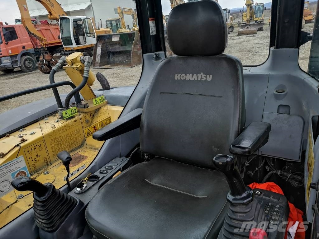 Komatsu PC 78 MR-6 中型挖掘机