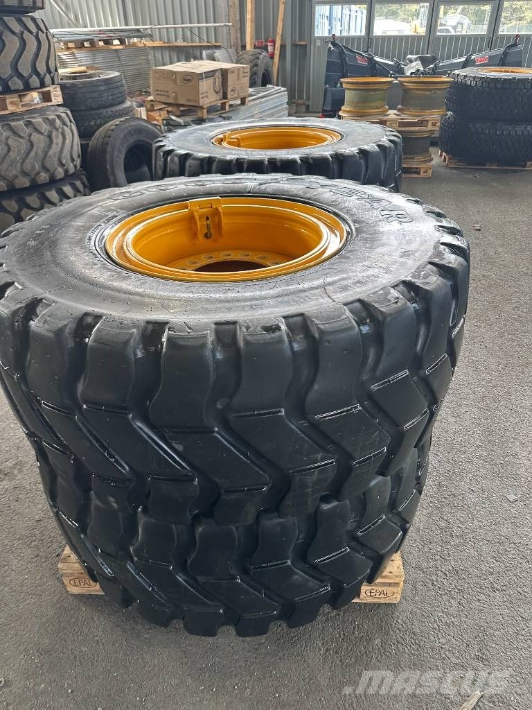Goodyear 4st beg 20,5R25 däck på fälg L70 L90 Volvo Lastikler