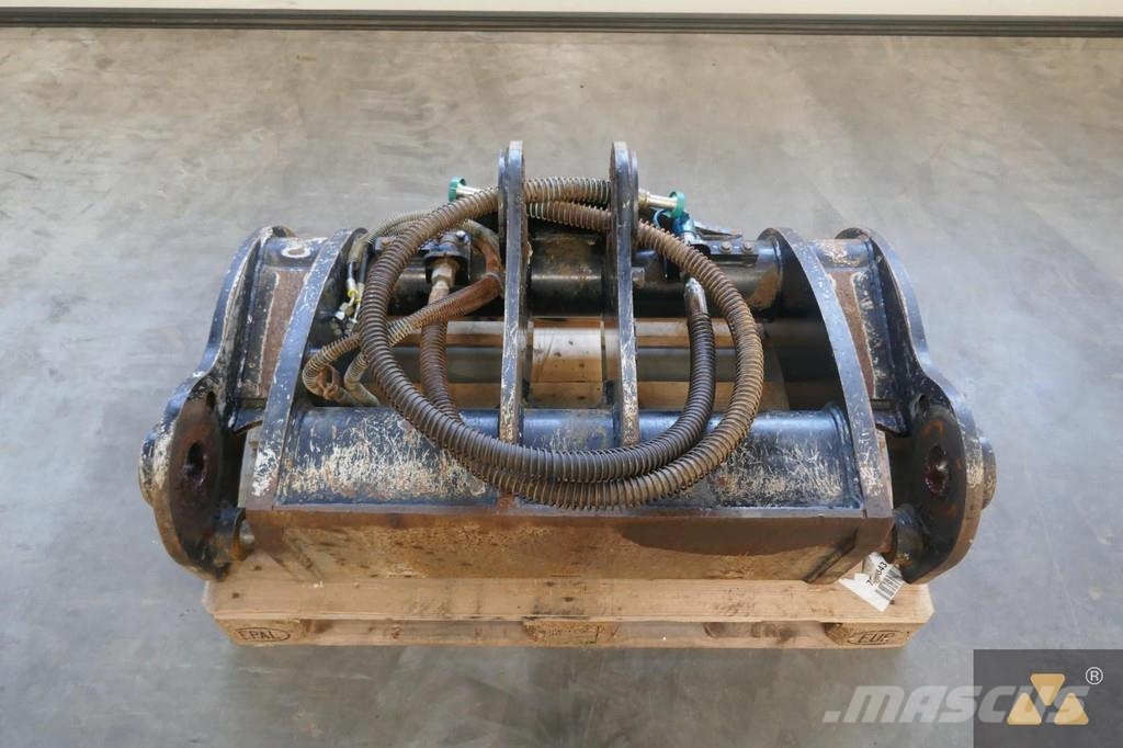 CAT 950M Quick coupler Conectores rápidos