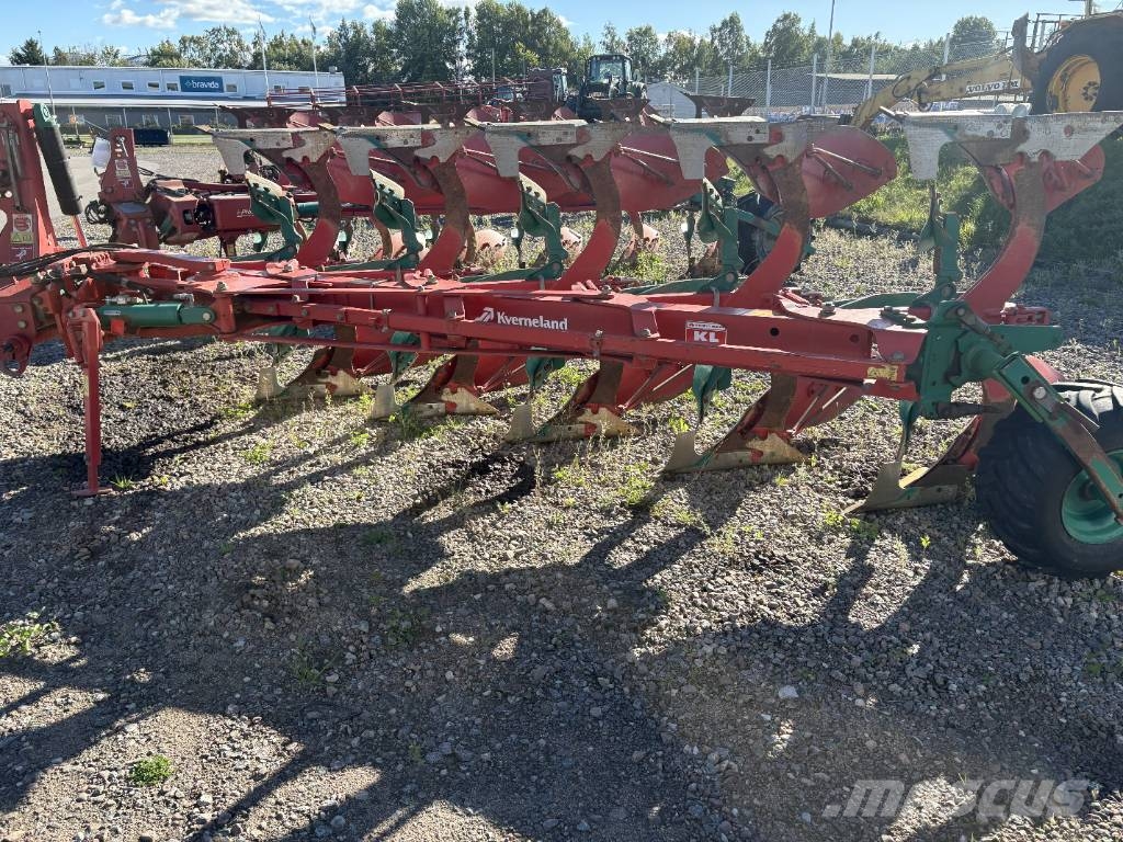 Kverneland EG 85-300 Apverčiamieji plūgai