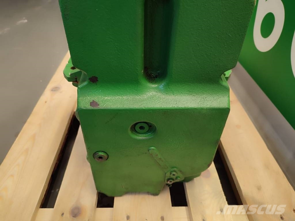 John Deere Front PTO R194372 John Deere 7200 Getriebe