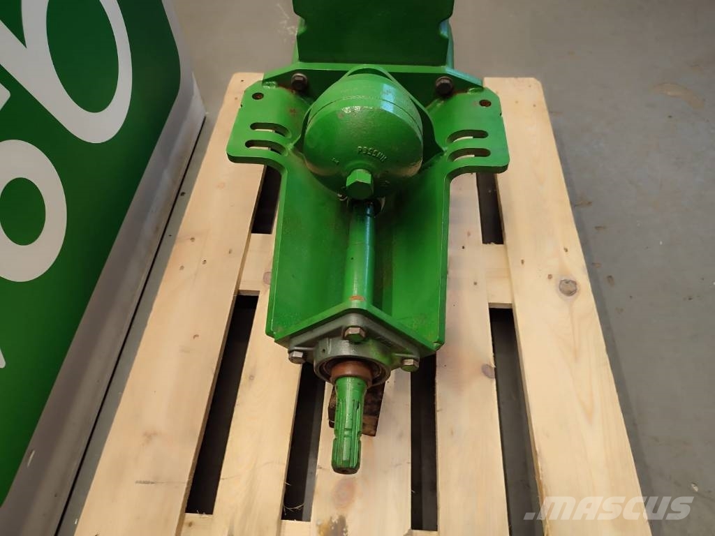 John Deere Front PTO R194372 John Deere 7200 Getriebe