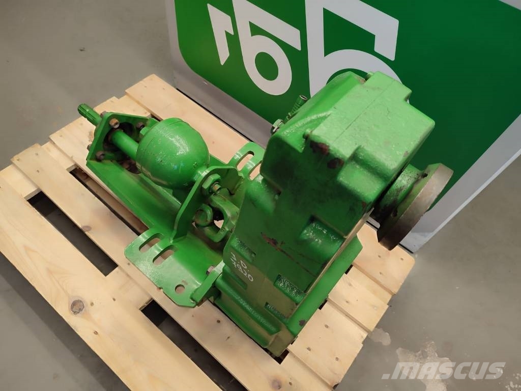 John Deere Front PTO R194372 John Deere 7200 Getriebe