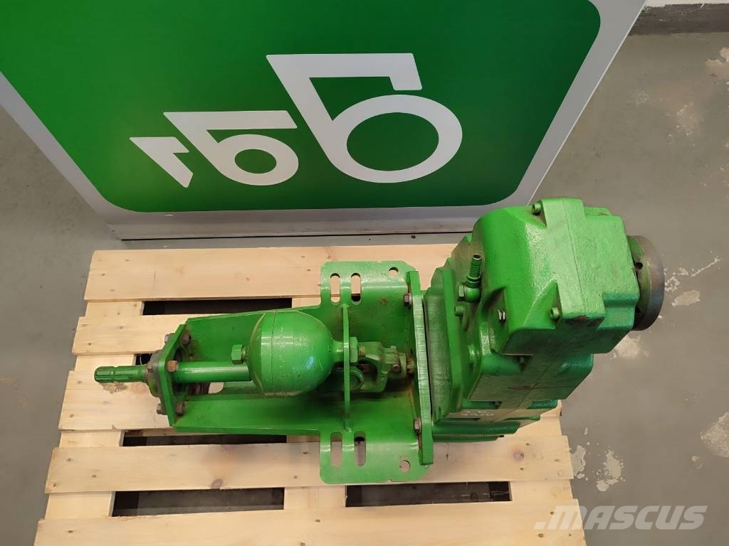 John Deere Front PTO R194372 John Deere 7200 Getriebe