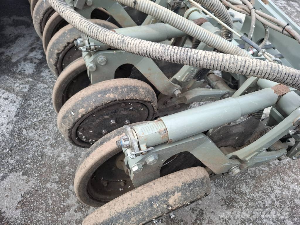 Novag T-Force Plus 650 Mechanické sejačky