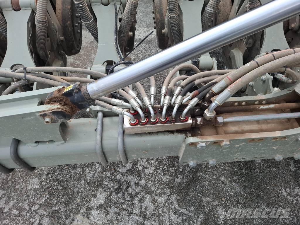Novag T-Force Plus 650 Mechanické sejačky