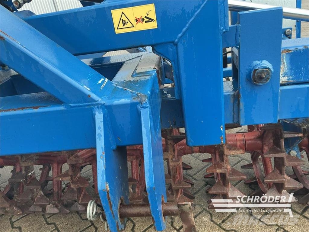 Titzmann F-NP 45 | FRONTPACKER 4,50M Kultivaattorit