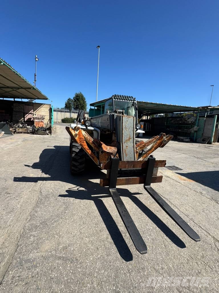 Terex 3013 مناولات متداخلة