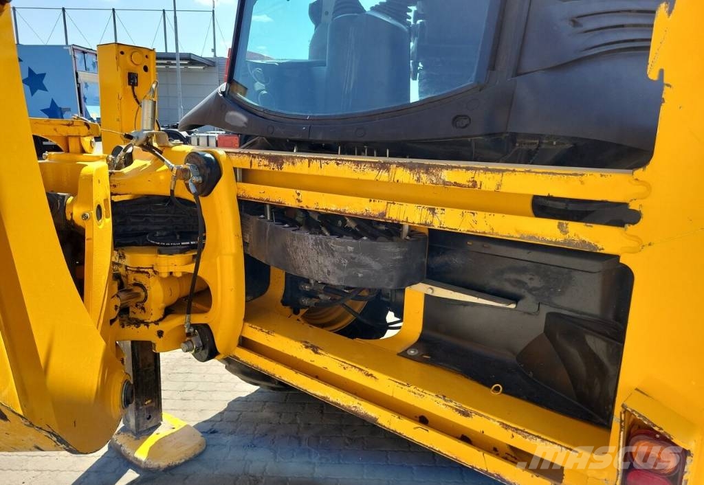 JCB 3 CX Backhoe