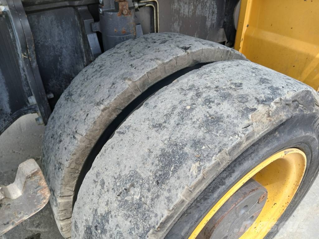 Volvo EW 210 D Excavadoras de ruedas