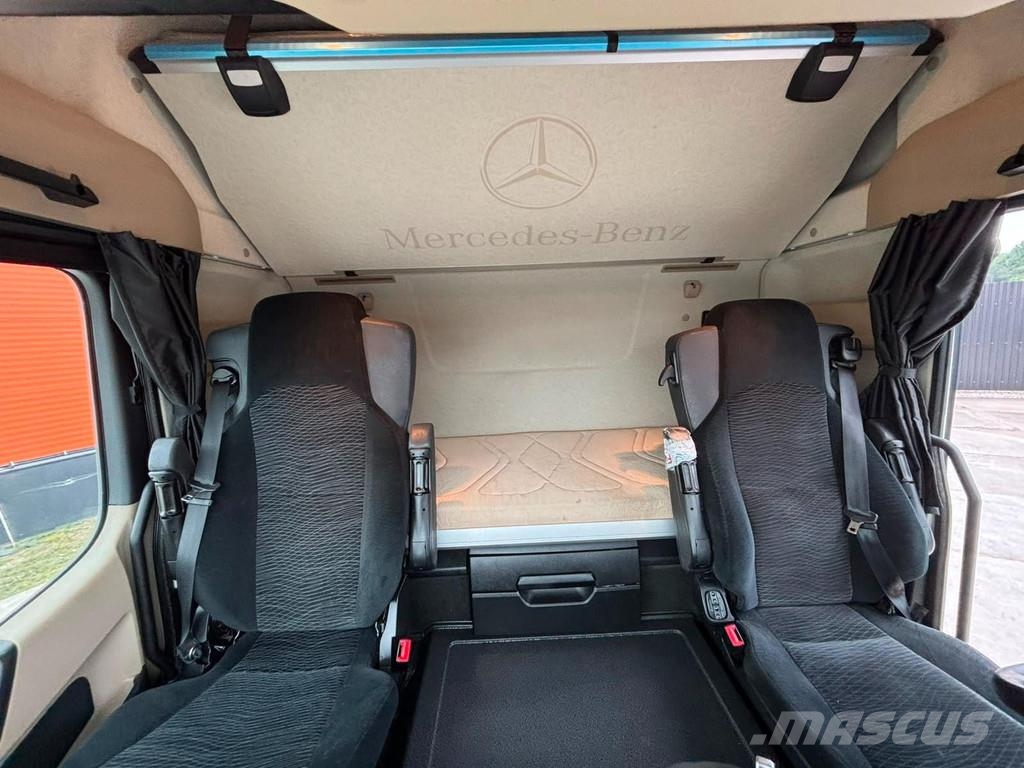 Mercedes-Benz Actros 2551 6x2 ADR / STREAMSPACE Containerwagen