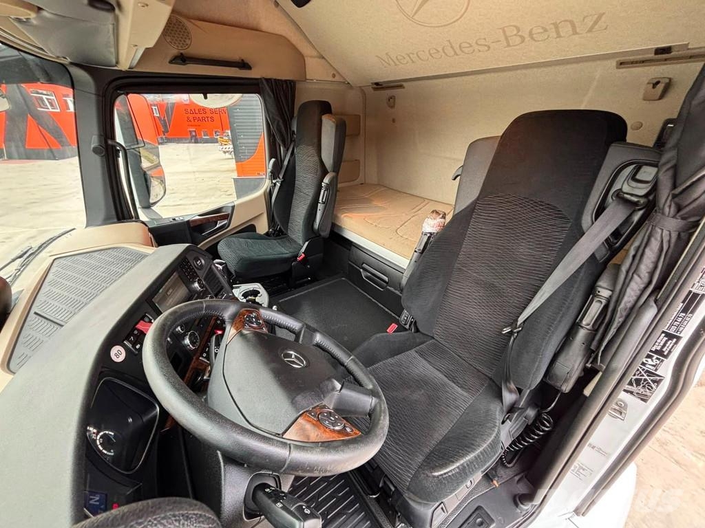 Mercedes-Benz Actros 2551 6x2 ADR / STREAMSPACE Containerwagen