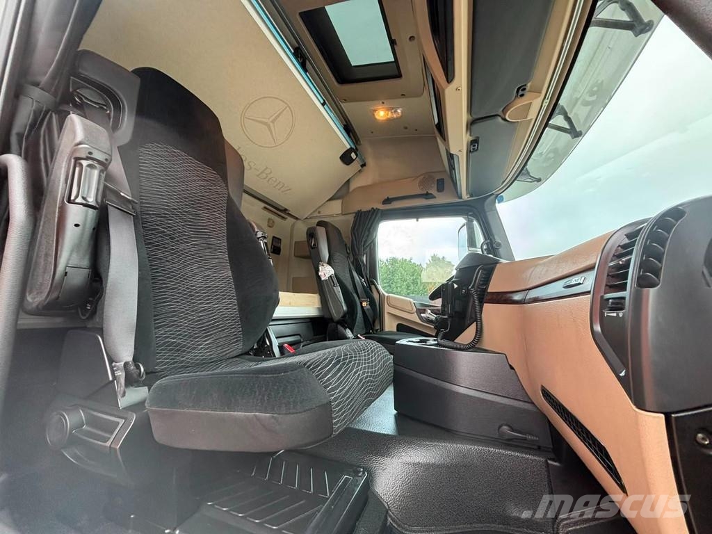 Mercedes-Benz Actros 2551 6x2 ADR / STREAMSPACE Containerwagen