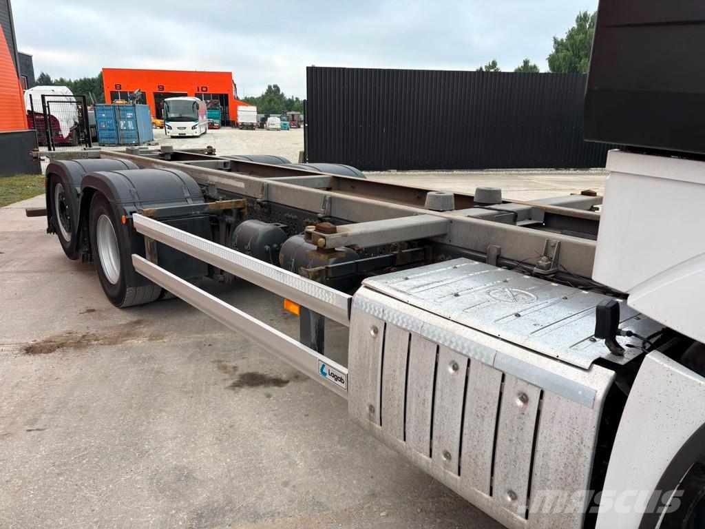 Mercedes-Benz Actros 2551 6x2 ADR / STREAMSPACE Containerwagen
