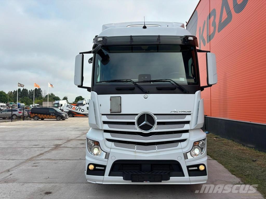 Mercedes-Benz Actros 2551 6x2 ADR / STREAMSPACE Containerwagen