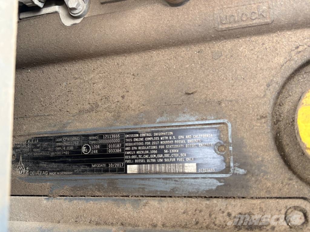 Hitachi ZX140W-6 (3 Pieces available) Pelle sur pneus