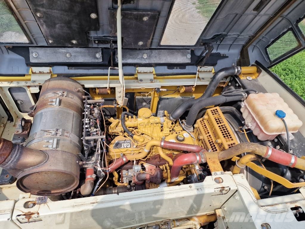 CAT 329 EL Long reach excavators