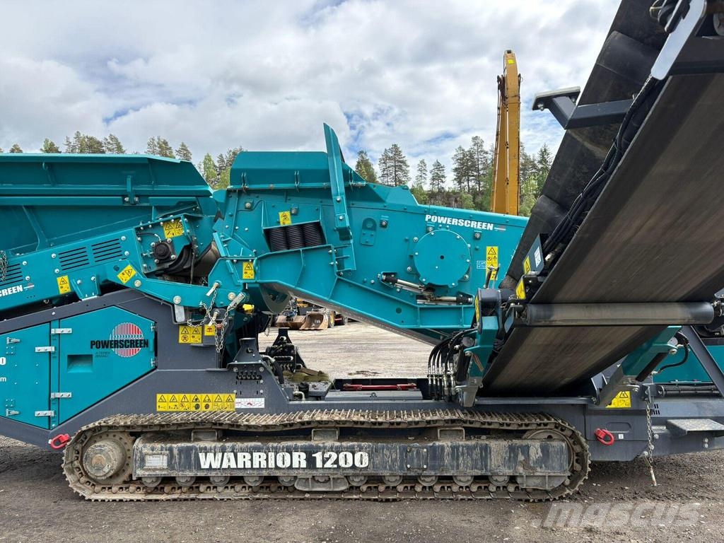 Powerscreen Warrior 1200 Sieb- und Brechanlagen