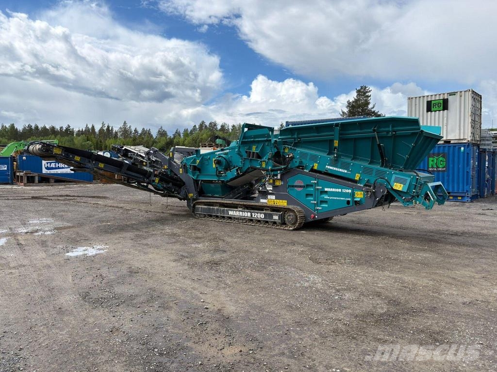 Powerscreen Warrior 1200 Sieb- und Brechanlagen