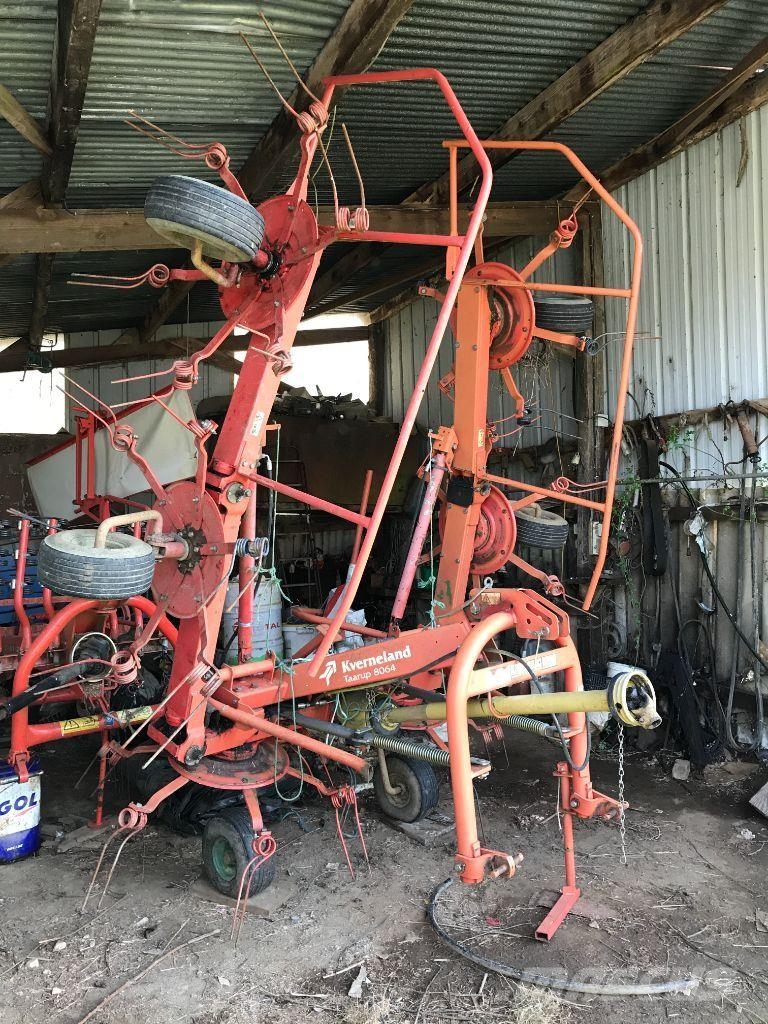 Kverneland 8064 テッダー・テッダーレーキ