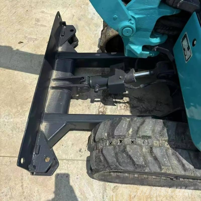 Kubota U15 Верижен екскаватор