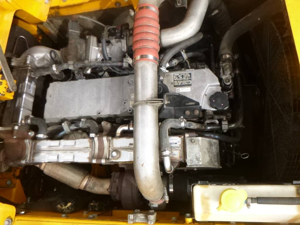 JCB JS360LCT4 Rupsgraafmachines
