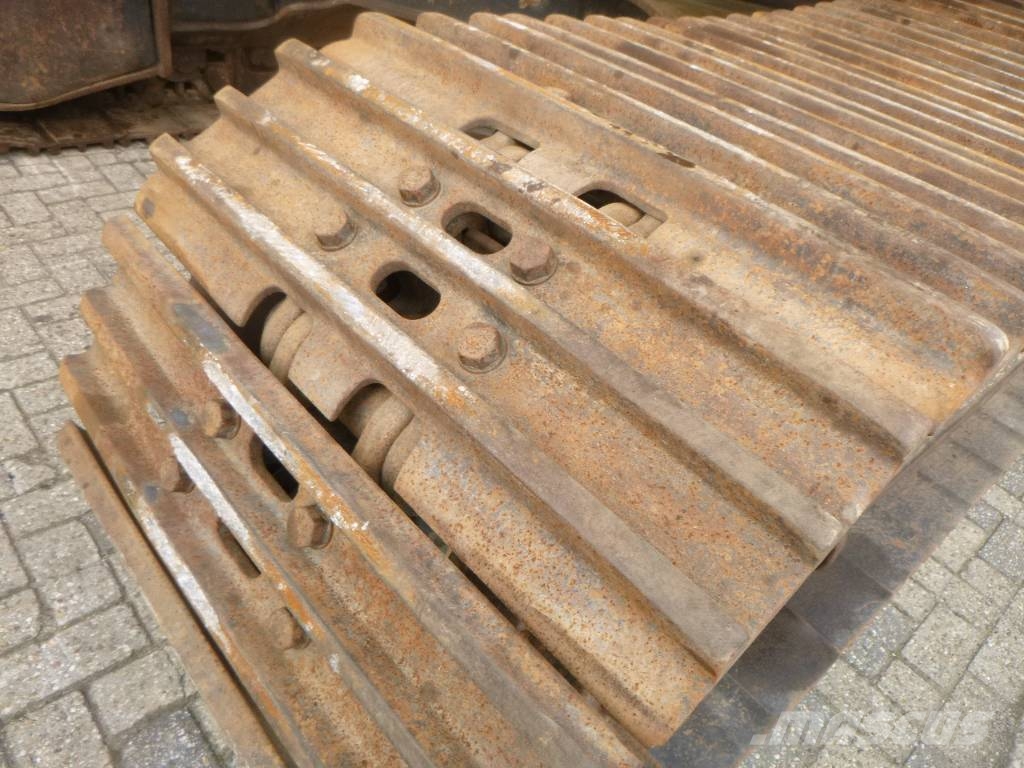 JCB JS360LCT4 Rupsgraafmachines