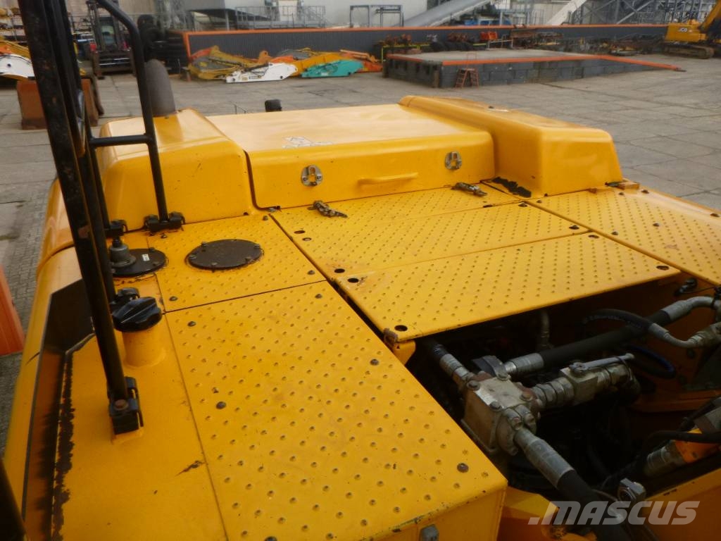 JCB JS360LCT4 Rupsgraafmachines