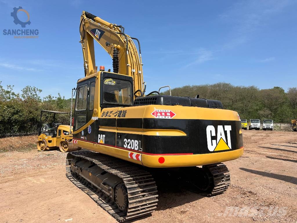 CAT 320B Bagri goseničarji