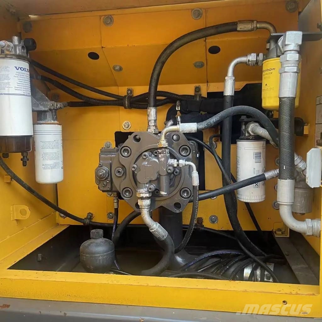 Volvo EC200D Raupenbagger