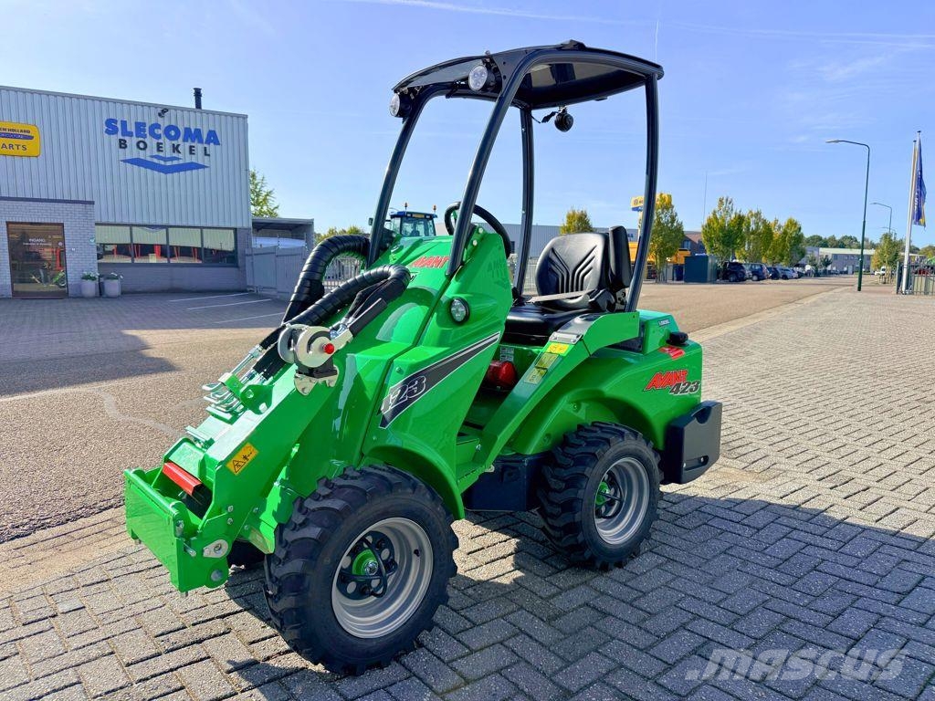 Avant 423 TDL Shovel Wielladers