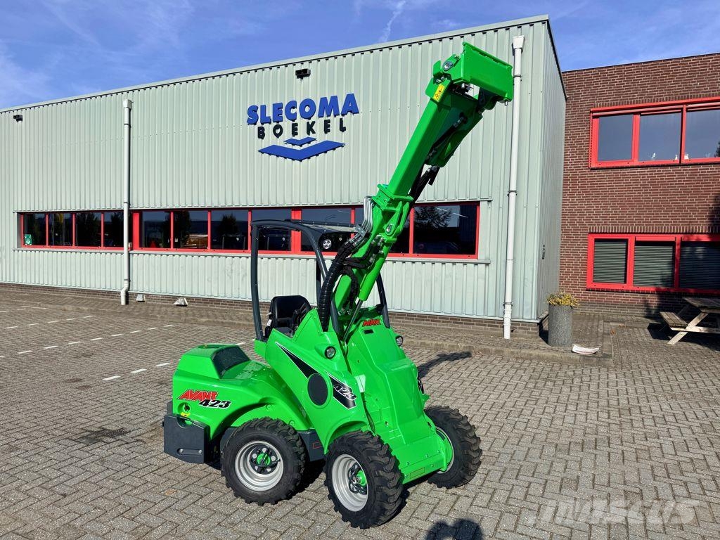 Avant 423 TDL Shovel Wielladers