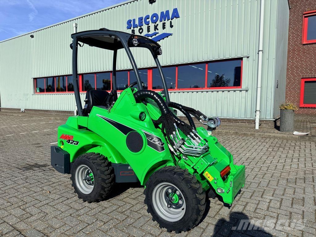 Avant 423 TDL Shovel Wielladers