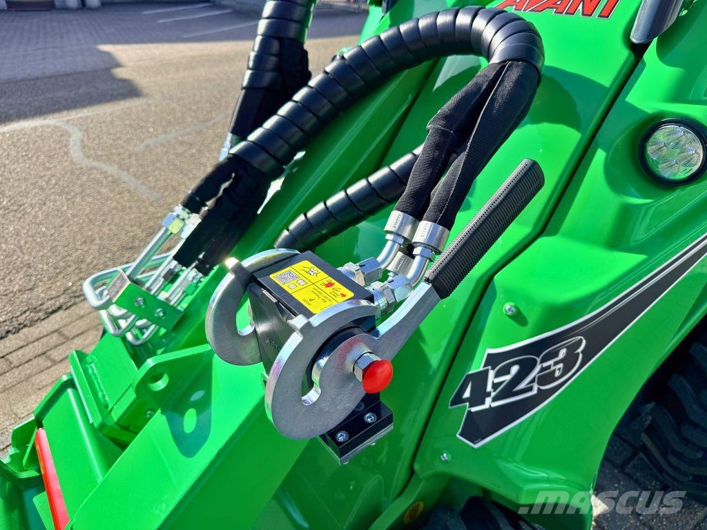 Avant 423 TDL Shovel Wielladers