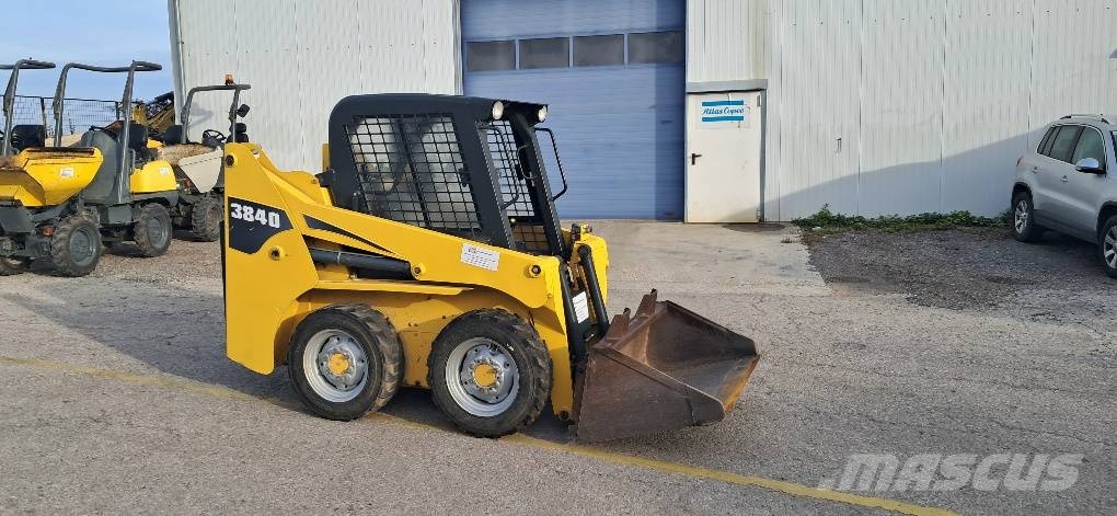 Gehl 3840 Skid steer mini utovarivači