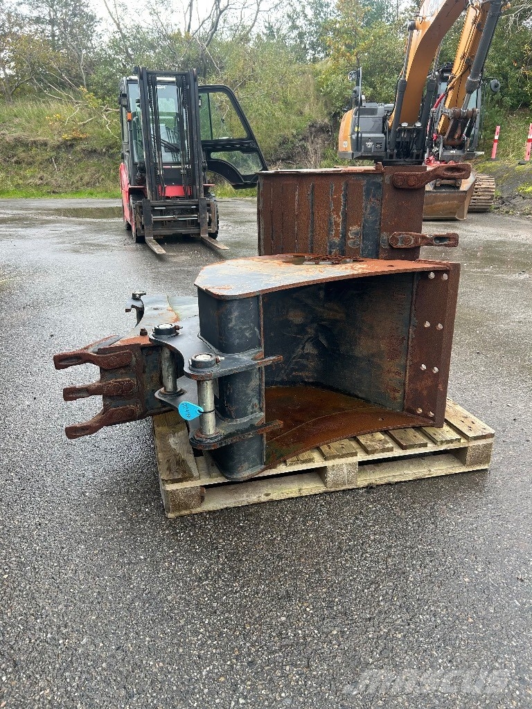 JCB Skovlsæt Lopaty
