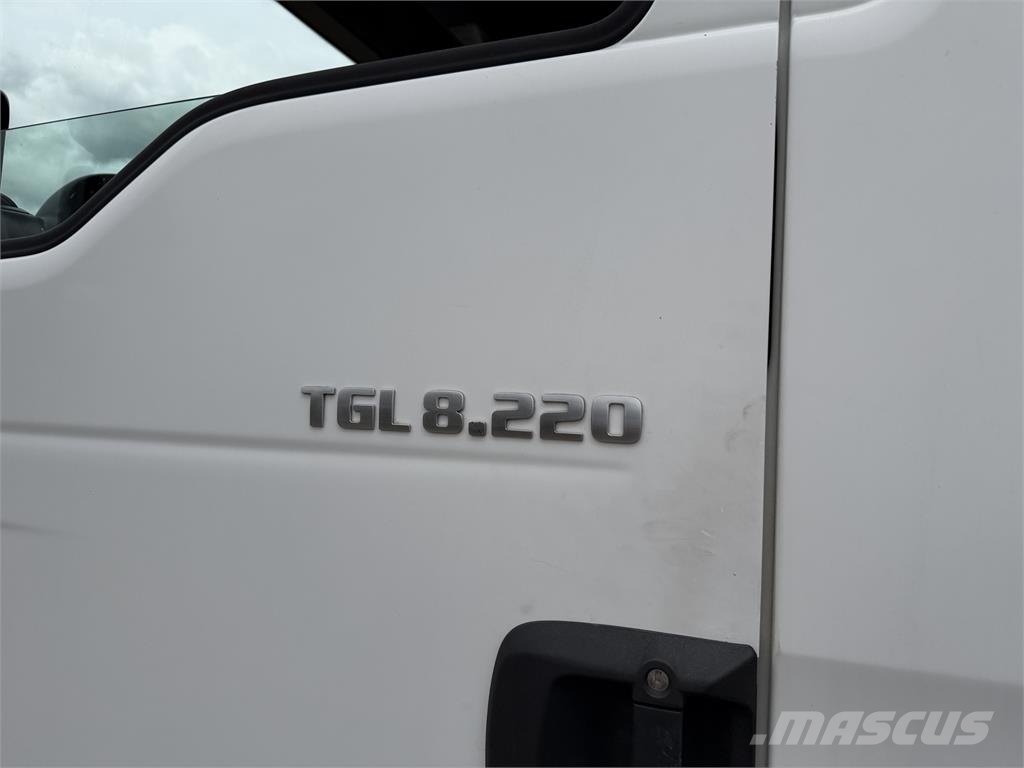 MAN TGL 8.220 4X2 na prepravu automobilov VIN 598 Camiones portacoches