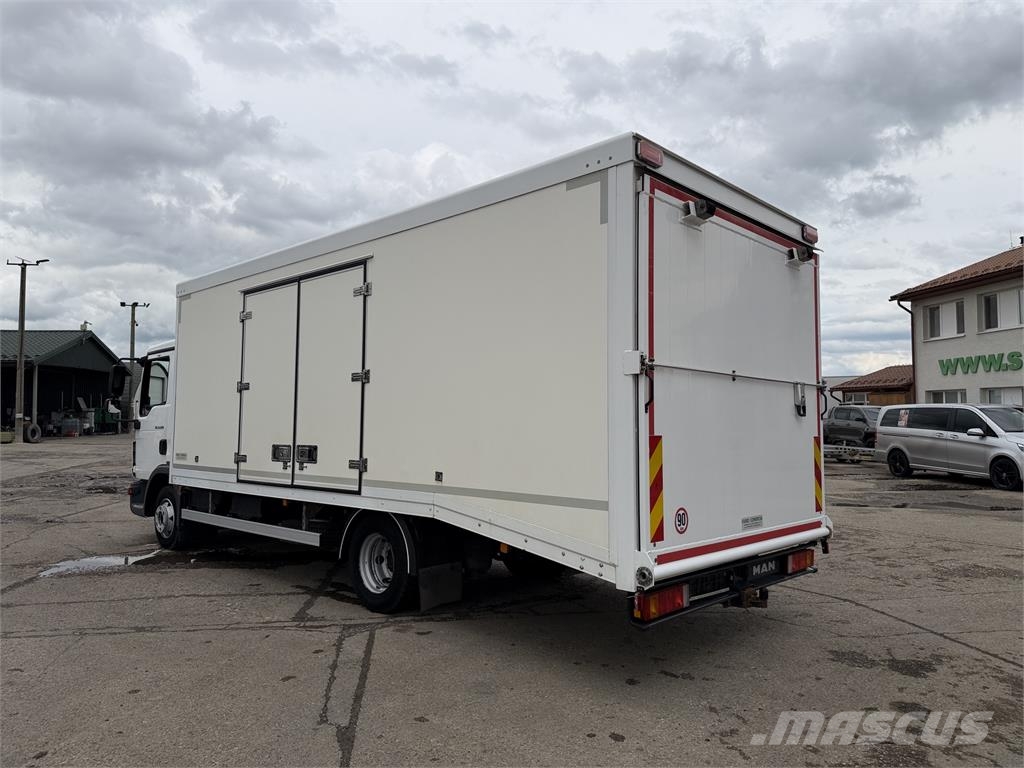 MAN TGL 8.220 4X2 na prepravu automobilov VIN 598 Camiones portacoches