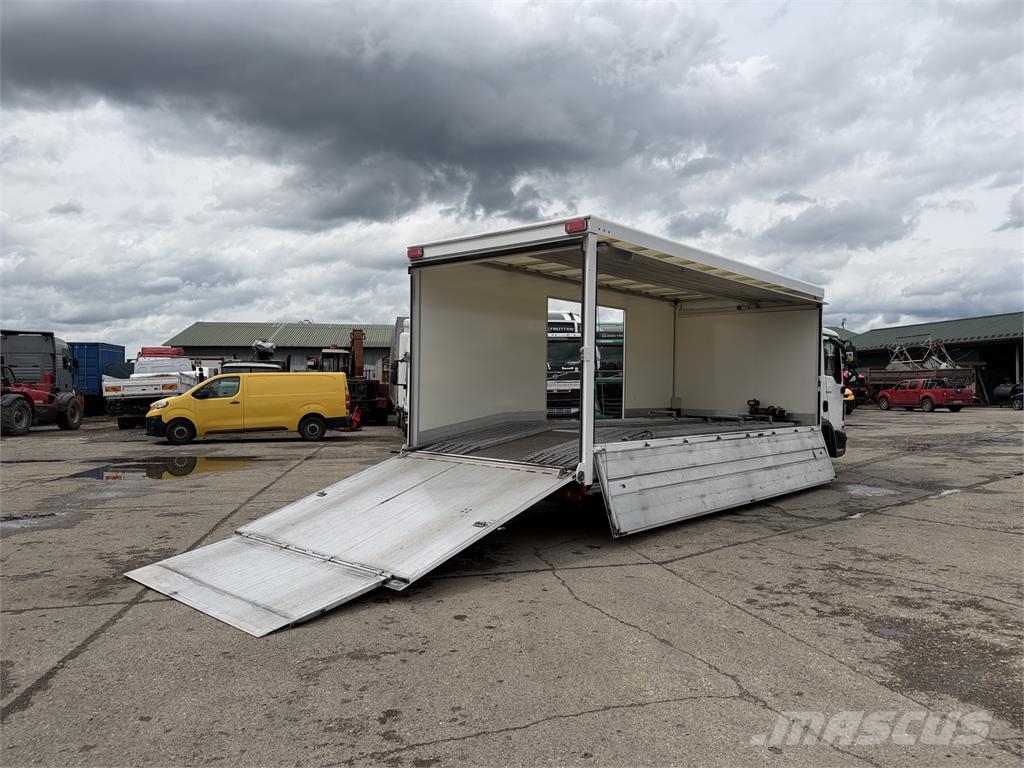 MAN TGL 8.220 4X2 na prepravu automobilov VIN 598 Camiones portacoches