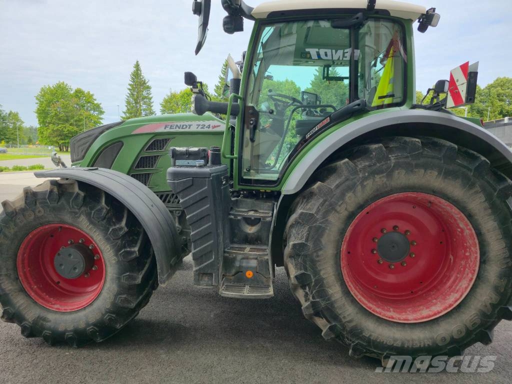 Fendt 724 S4 Profi Plus トラクター