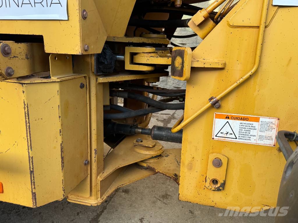 CAT 924 G Iekrāvēji uz riteņiem