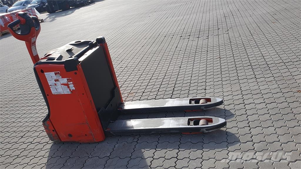 Linde T16L Ajettavat pinoamisvaunut