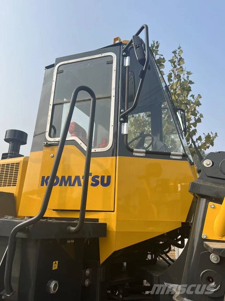 Komatsu WA 470 Utovarivači na kotačima
