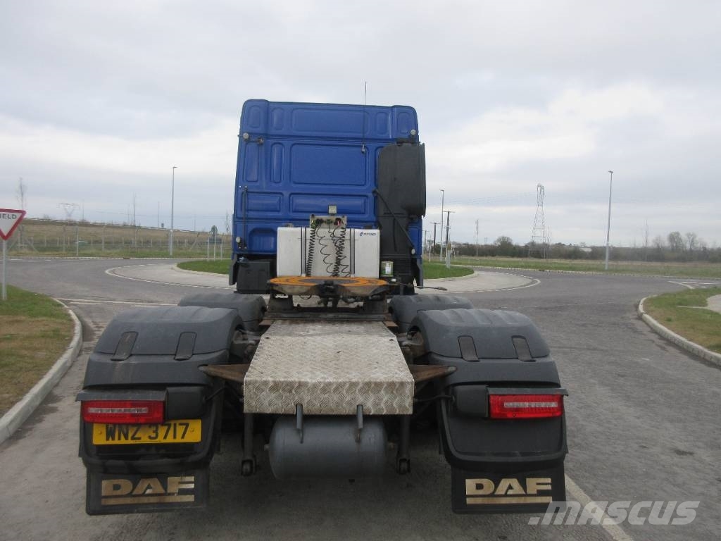 DAF XF105.460 曳引機組件