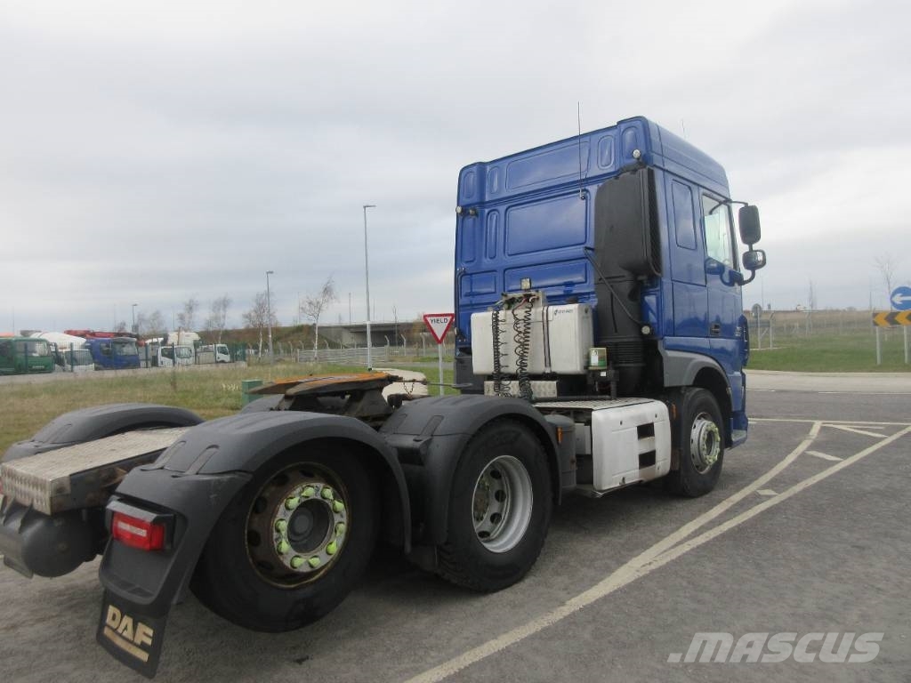 DAF XF105.460 曳引機組件